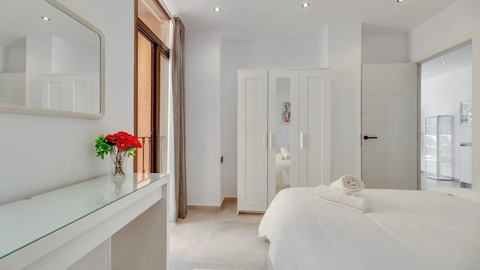 Luxury Apartment Paraiso Beach Estepona 0*,